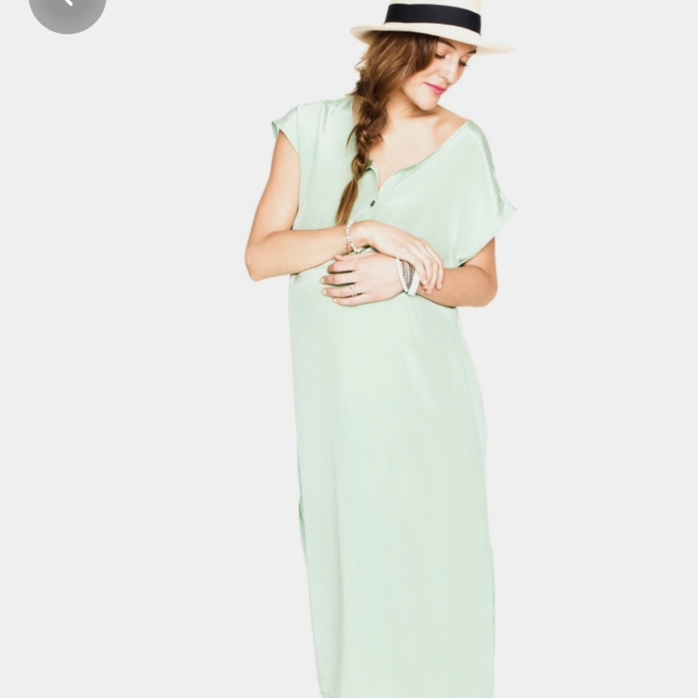 Hatch the airplane dress